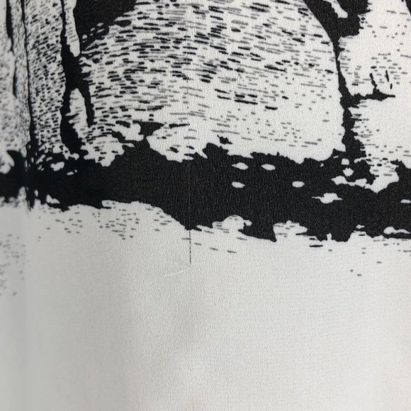 C.O.C. Galloping Horses Black and White Tunic - Picture 7 of 7